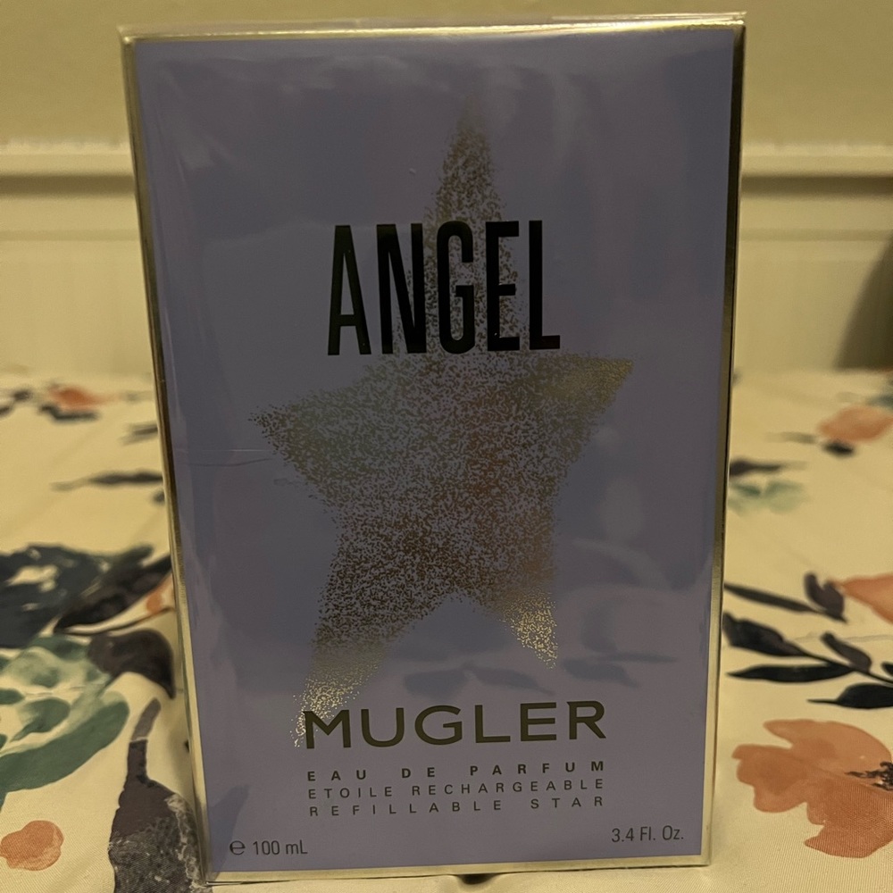 Angel perfume by Thierry Mugler
